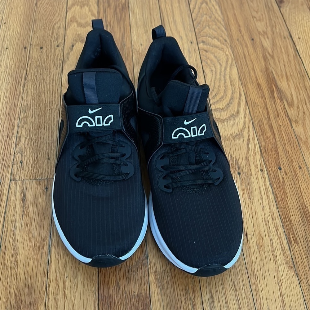 Nike AirMax - Picture 2 of 4